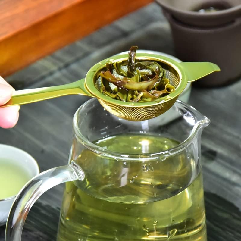Long Handle Tea Filters with Drip Bowl,Stainless Steel Tea Strainers.Reusable Extra Fine Mesh Tea Infuser for Loose Leaf Tea,Coffee,Spice Seasonings and Teaware Accessories (Gold)